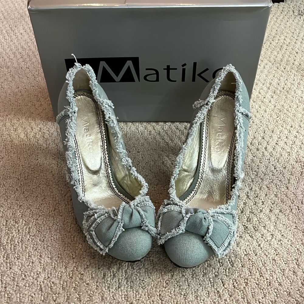 Matiko Canvas Pump